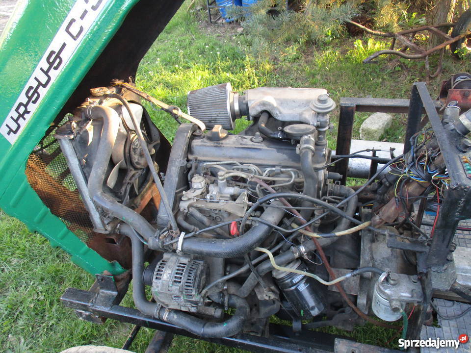 Ursus c33 Sam Podnośnik