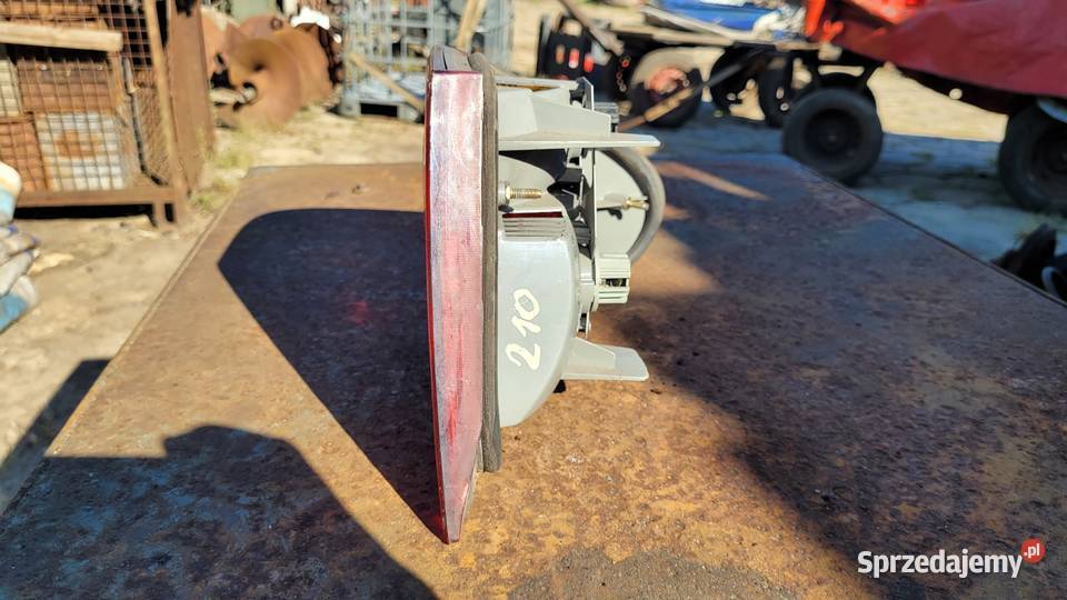 Lampa tylna lewa Mercedes E klasa W210