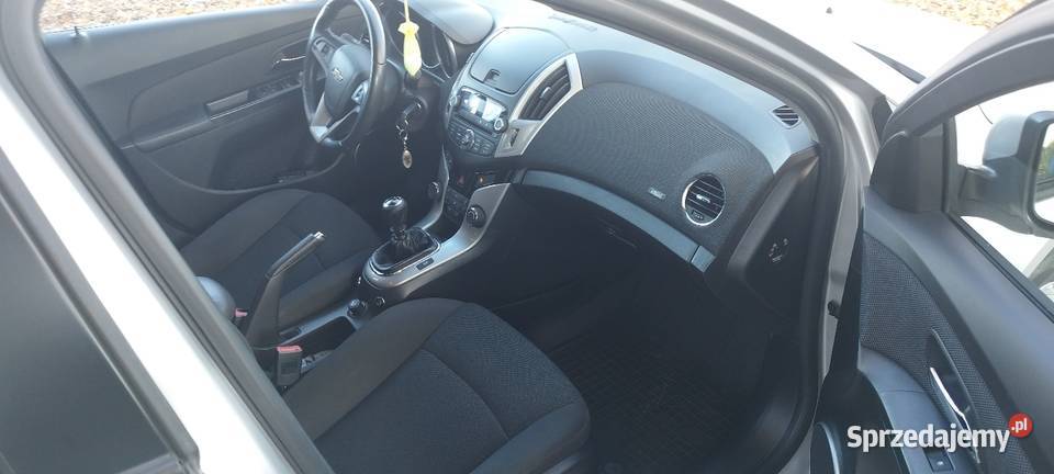 Chevrolet Cruze 16 benzyna 2013r 176000km Uniejów