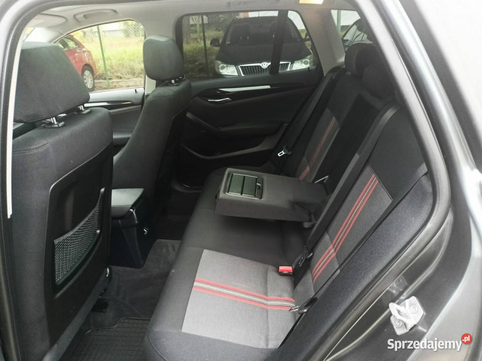 BMW X1 X Drive M pakiet Automat Panorama zadbany Zarejestrowany w Polsce Tomaszów Mazowiecki