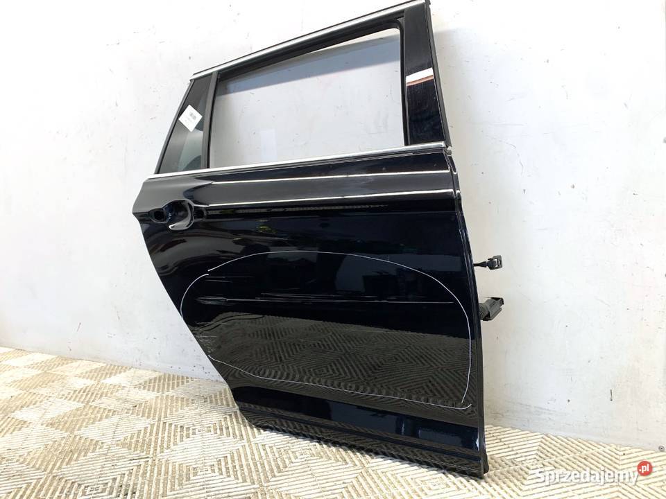 DRZWI PRAWY TYŁ VW PASSAT B8 Kombi CZARNY sprzedam