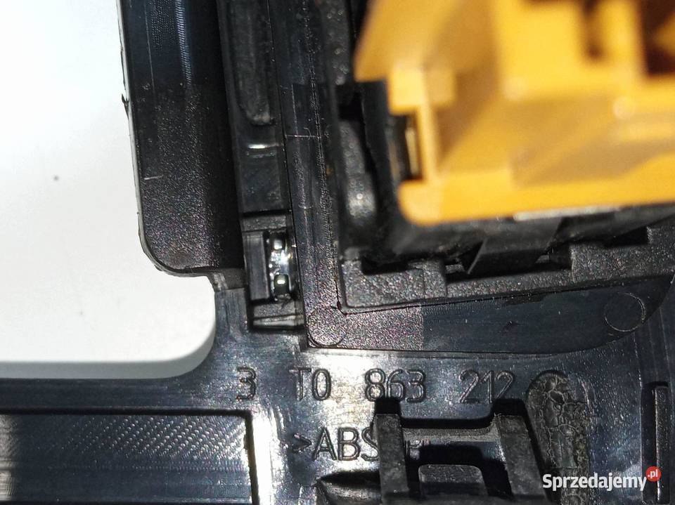 PANEL STEROWANIA RAMKA WYBIERAKA 3T0863212 Skoda