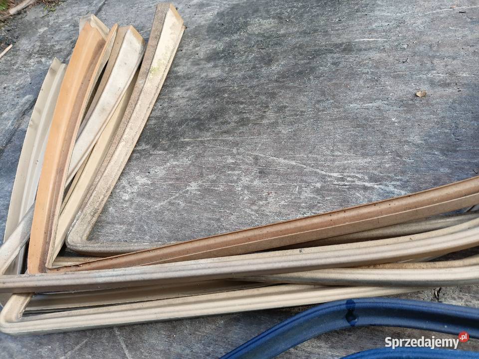 Mercedes W124 listwa wokół szyby drzwi sedan Skarżysko-Kamienna