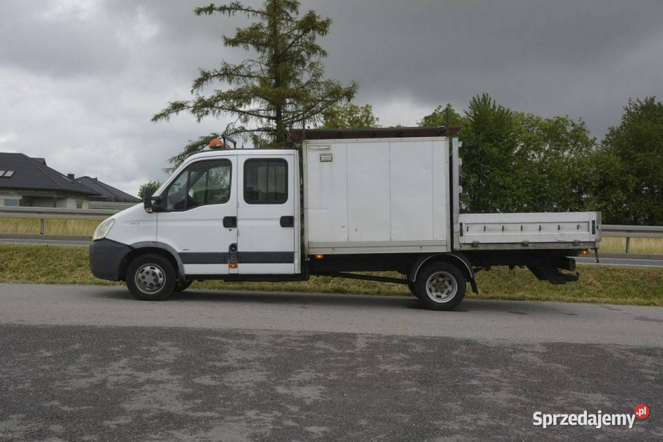 Iveco Daily 35C15 30 HPI 7 osobowy Polski Salon Sędziszów Małopolski