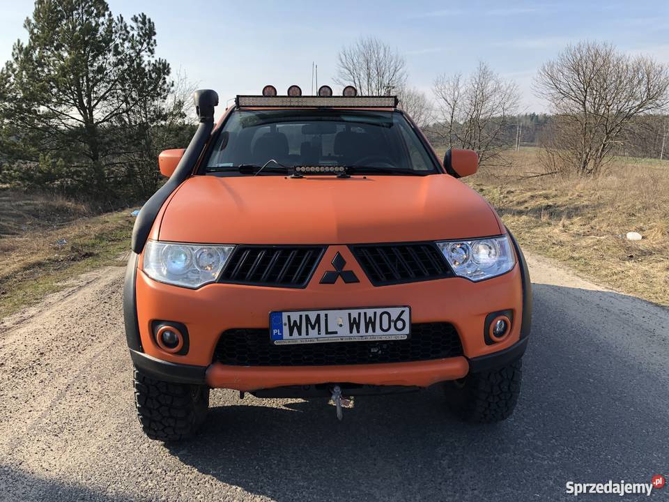 MITSUBISHI L 200 OFROAD 4X4 kupiony w polskim salonie Mława sprzedam