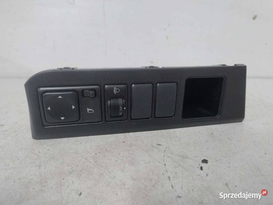PANEL REGULACJI ŚWIATEŁ LUSTEREK NISSAN NOTE E11 osobowe sprzedam