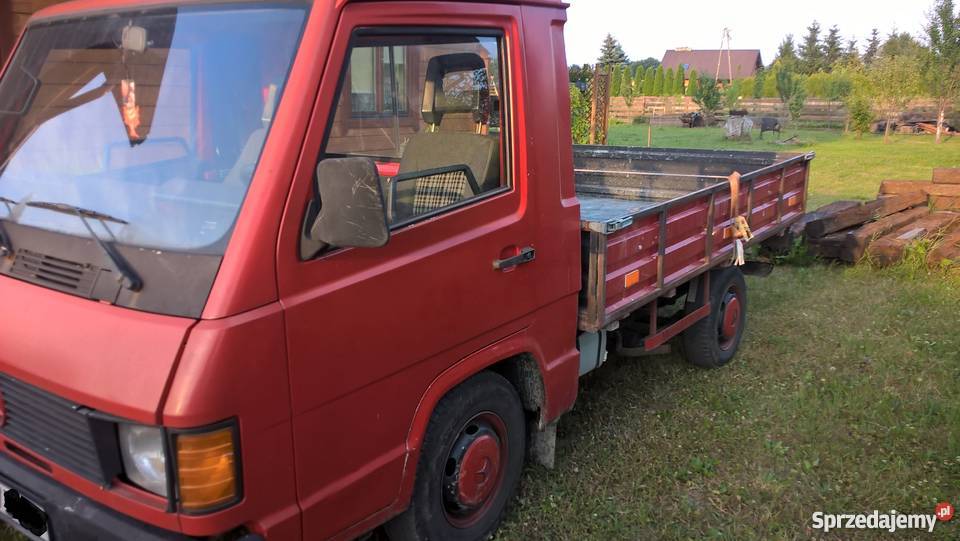 MB100 24D skrzyniowy nieuszkodzony Jaworzno