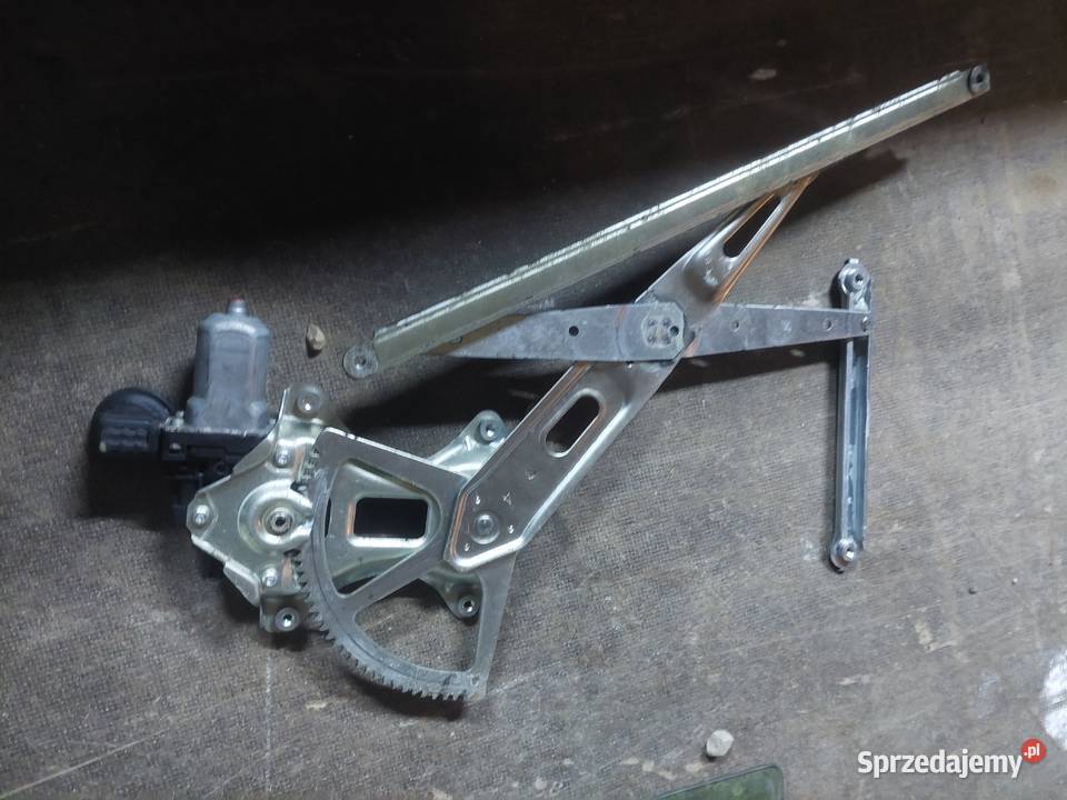 Boczek drzwi toyota yaris osobowe Ropa sprzedam