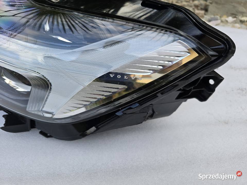 Lampa reflektor led VOLVO XC 60 lift Wrocław sprzedam