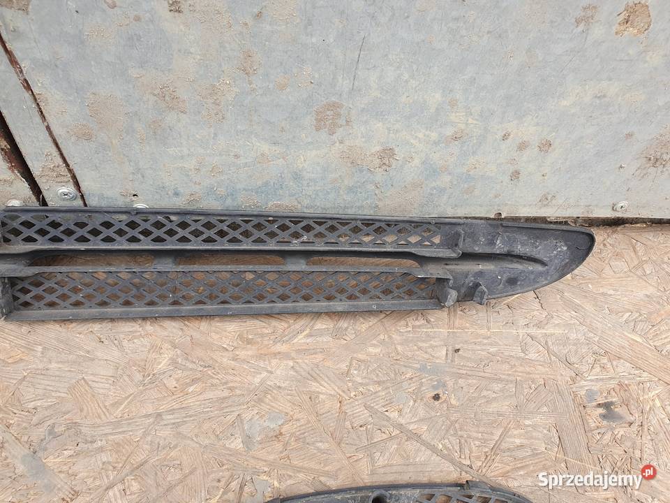 MERCEDES W220 KRATKA KRATKI ZDERZAKA PRZÓD Karoseria Międzychód sprzedam