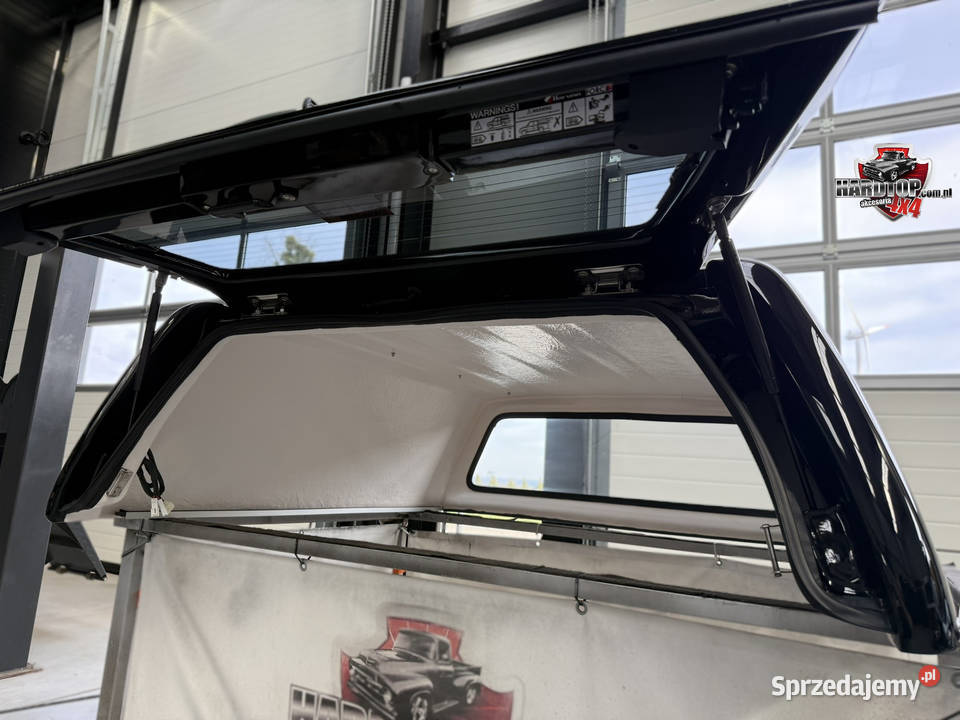 Zabudowa paki Hardtop Nissan Navara NP300 Boki Pasłęk sprzedam