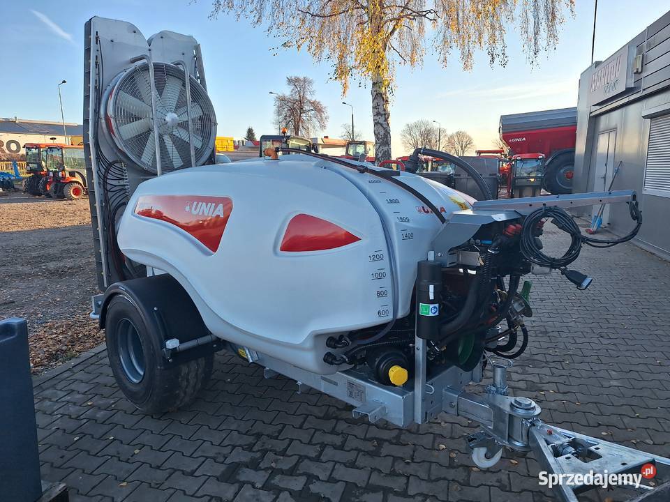 Opryskiwacz sadowniczy Vortex 2000 Unia Dragon Lipnik