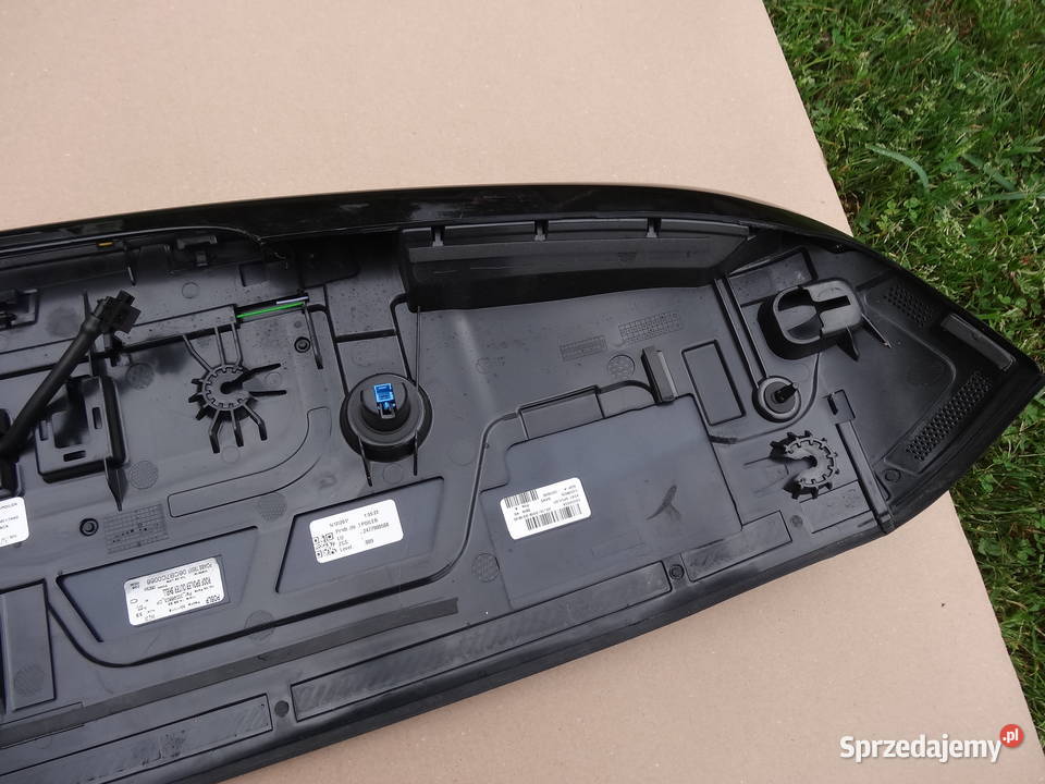 MERCEDES GLB 247 X247 W247 SPOILER KLAPY DASZEK osobowe Niemodlin