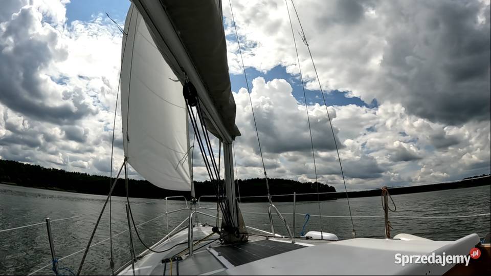 Komfortowy turystyczny jacht żaglowy Narwal z Żeglarstwo Godziszewo