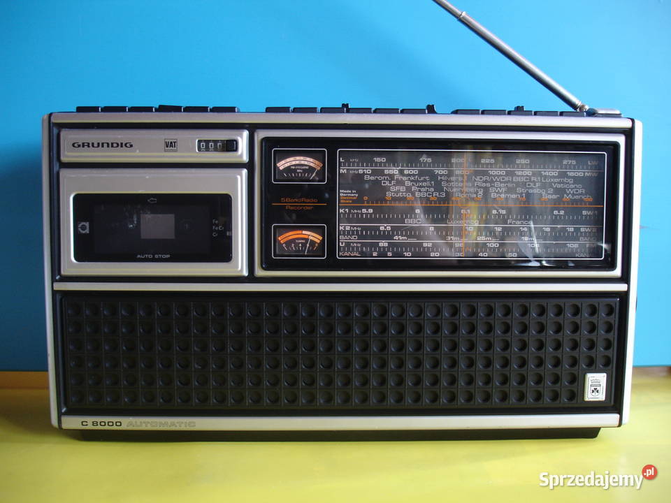 Radiomagnetofon GRUNDIG C-8000