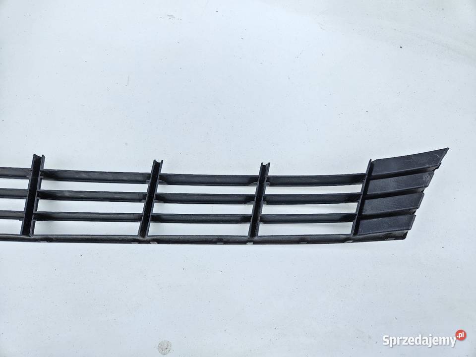 FORD C MK2 KRATKA ŚRODKOWA ZDERZAKA PRZÓD Międzychód