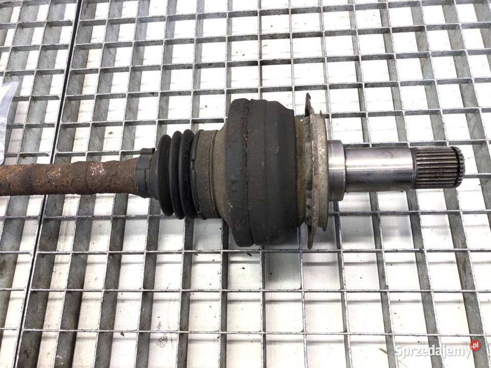 PÓŁOŚ LEWY TYŁ MERCEDES C219 30 224 0411 PRZEGUB Półosie