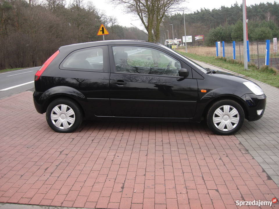 Ford Fiesta V 13 benzyna Klima centralny zamek Jarocin sprzedam
