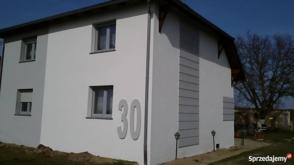 Docieplenia budynków poddaszy Tynki Malowanie Usługi