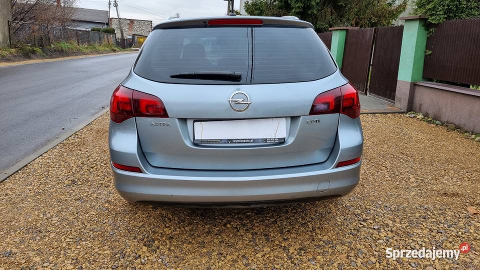 Opel Astra J Kombi 17 CDTI 2011r Stan serwisowany w ASO Częstochowa sprzedam