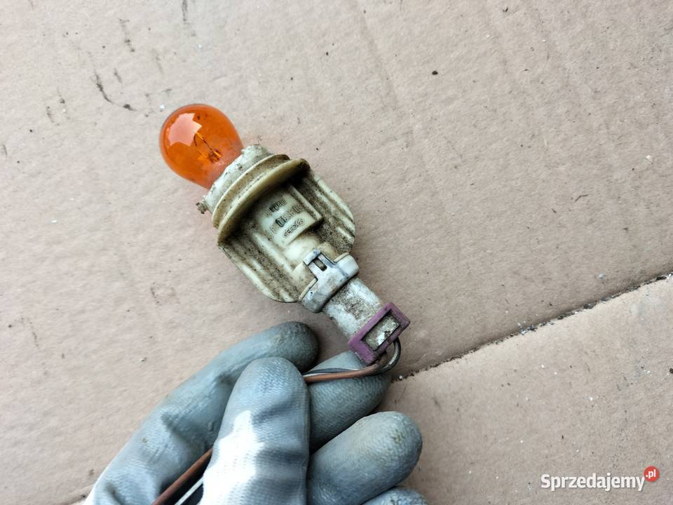 OPRAWKA GNIAZDO ŻARÓWKI AUDI 80 B3 B4 lubelskie Kamień-Kolonia