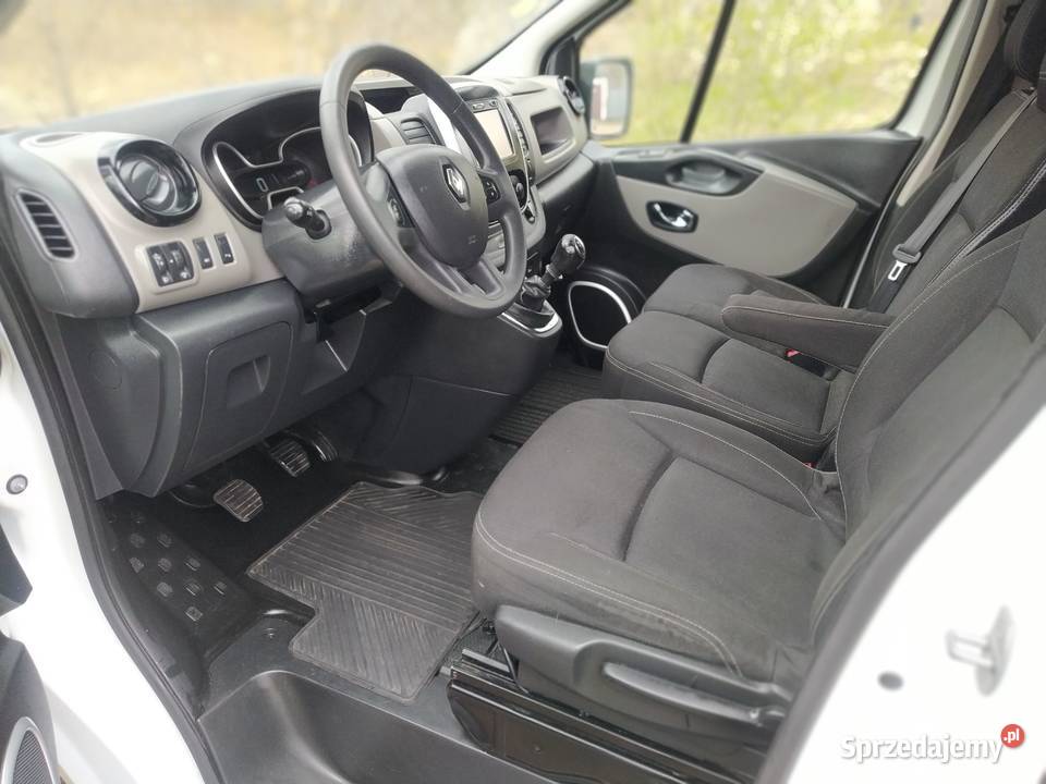 Renault Trafic 2018 mały przebieg Czeladź