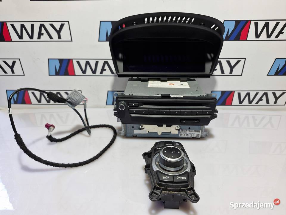BMW E90 E91 NAWIGACJA CZYTNIK MONITOR IDRIVE osobowe