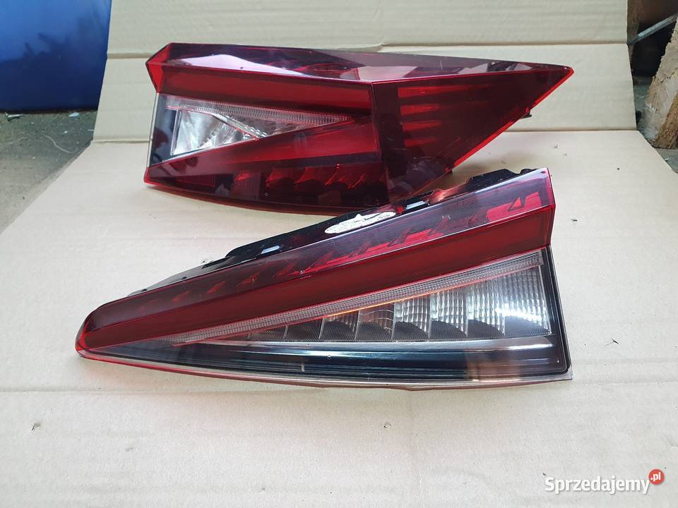 SKODA ENYAQ LAMPA PRAWA TYŁ PRAWY 5LA945208A lampy tylne Międzychód
