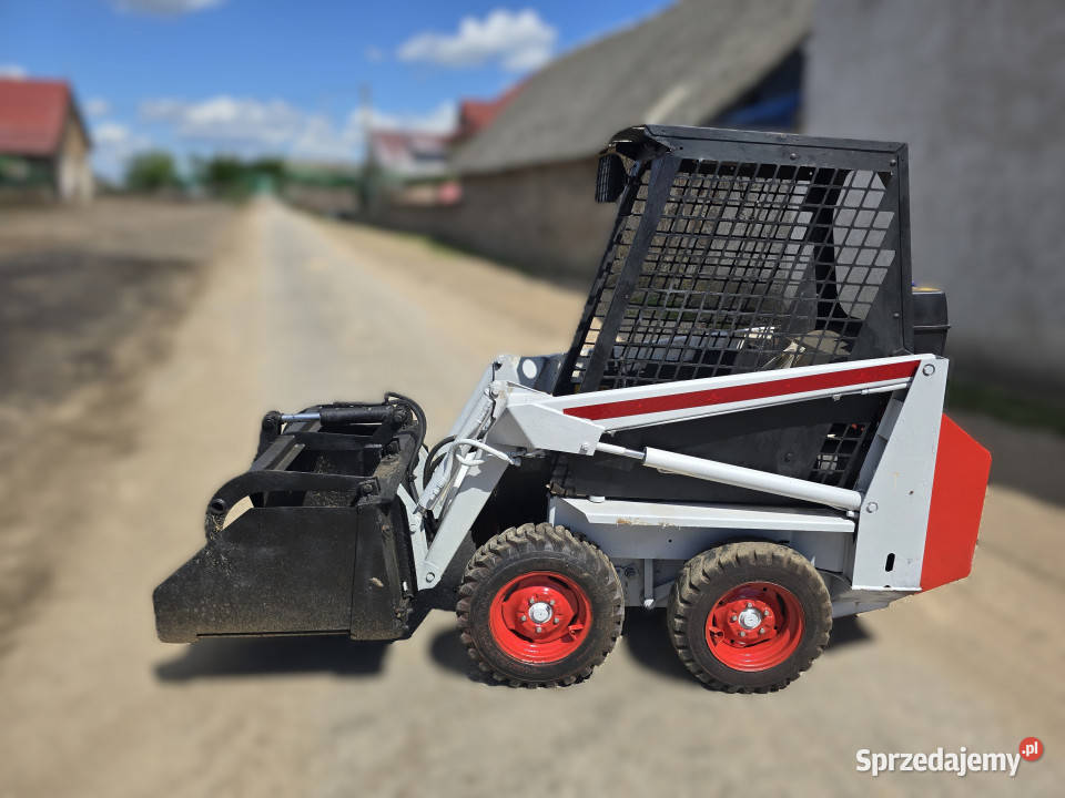 Miniładowarka BOBCAT 310 4x4 łyżkokrokodyl 90 Włosty