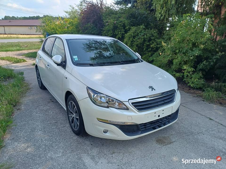 Peugeot 308 12 benzyna 110 Pacyna