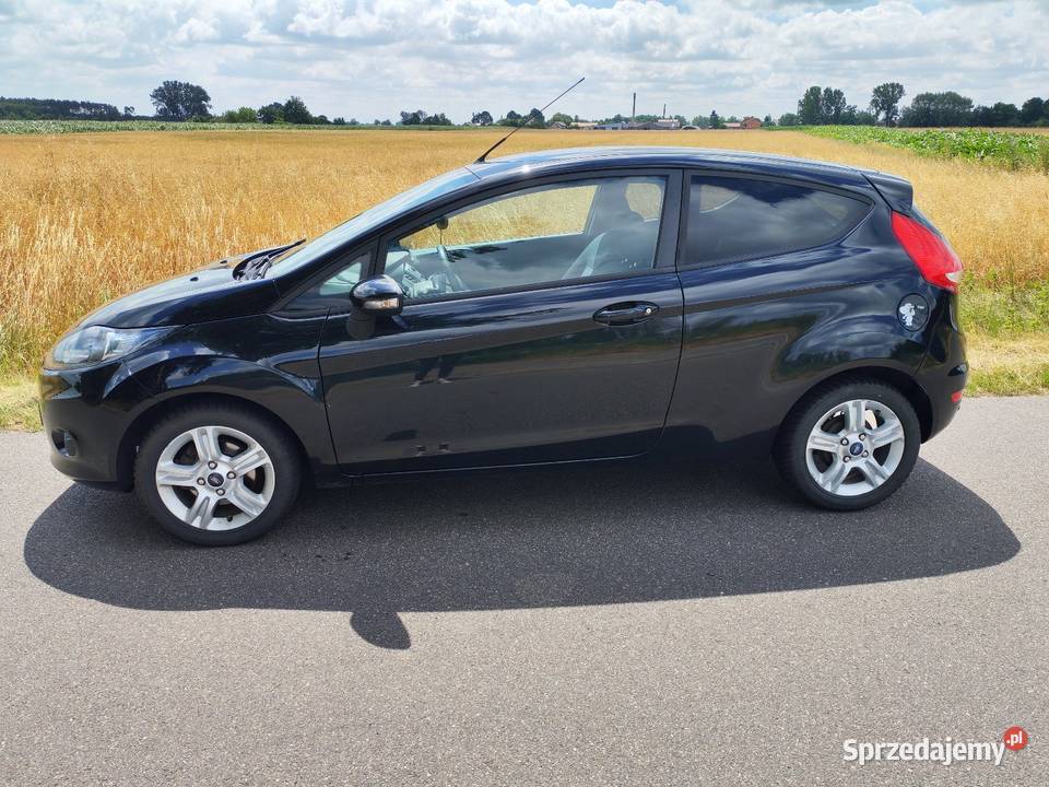 Ford Fiesta czarny Motoryzacja Koźminek