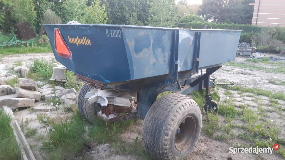 Rozsiewaczem Bogbelle B2000 Nawożenie Nałęczów