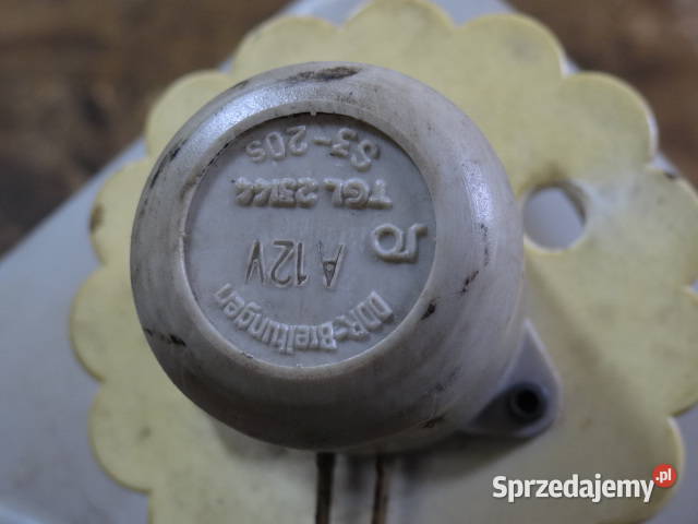 zbiorniczek spryskiwaczy 12v TGL Trabant Żary sprzedam