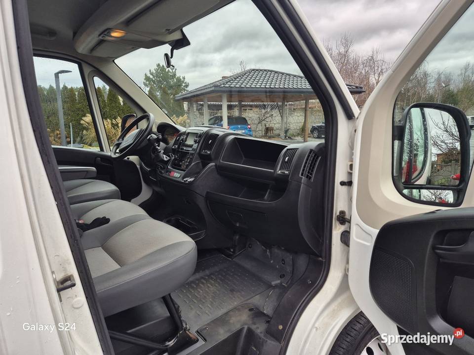 Peugeot boxer DOKA 7 osób 112002020r nieuszkodzony Zelów
