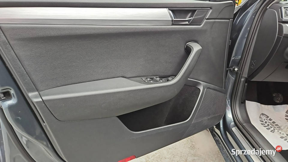 koda Superb 15 TSI Ambition Z Polskiego Salonu Warszawa sprzedam