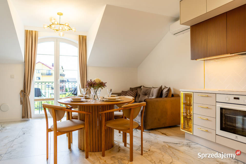 Apartament w Jastrzębiej Górze wysoki standard dachówka Jastrzębia Góra