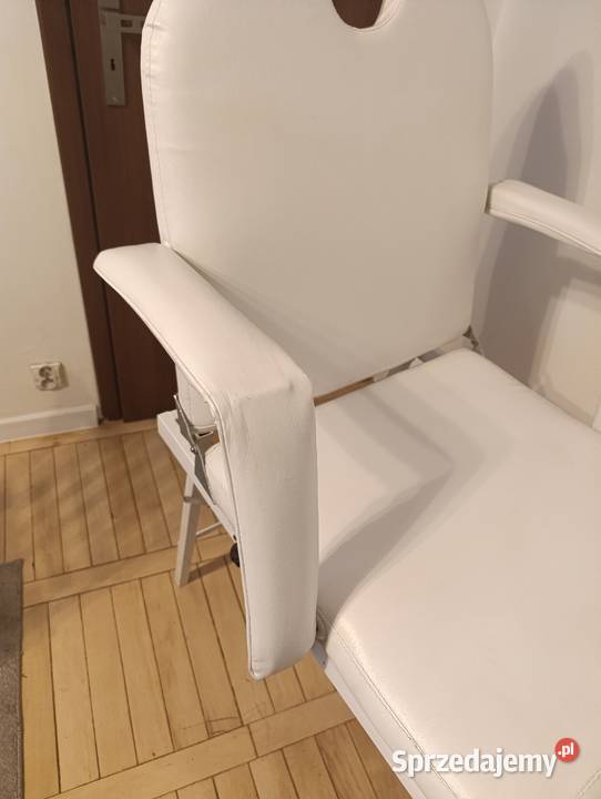 Fotel kosmetyczny składany Wyposażenie salonów Bydgoszcz sprzedam