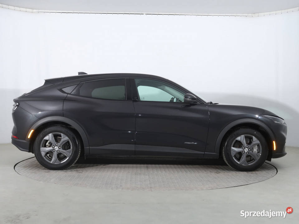 Ford Mustang MachE Extended Range RWD Katowice
