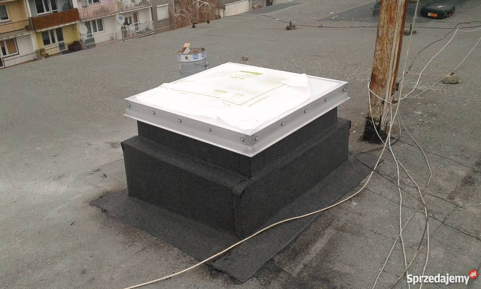 Wyłaz dachowy ocieplony SOLIDNA KONSTRUKCJA wielkopolskie sprzedam