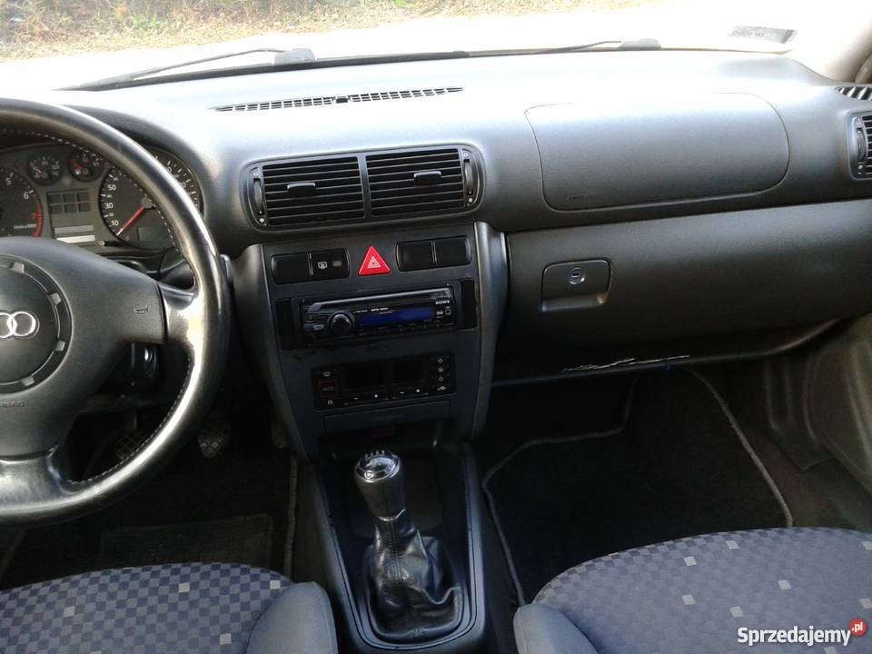 Audi A3 125 98 I rejstyczen 99 STAN B radio / CD Audi Wrocław