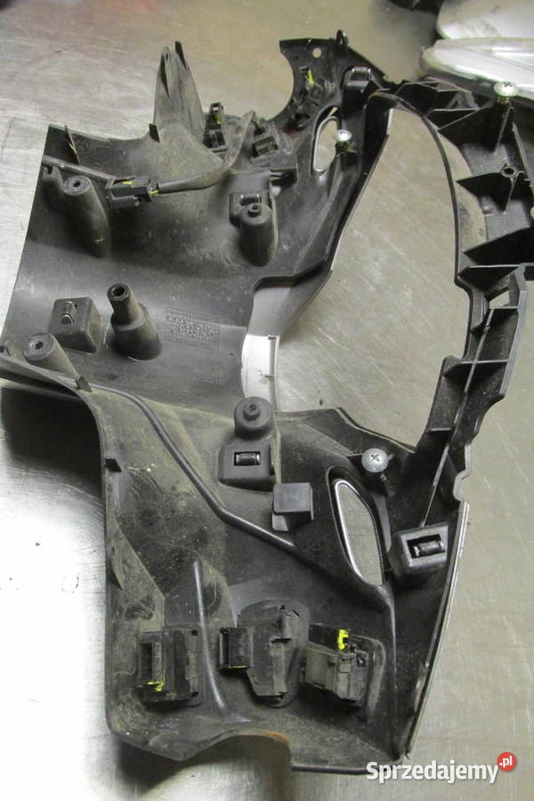 Obudowa kierownicy przełączniki Honda SH 300 18r Sandomierz