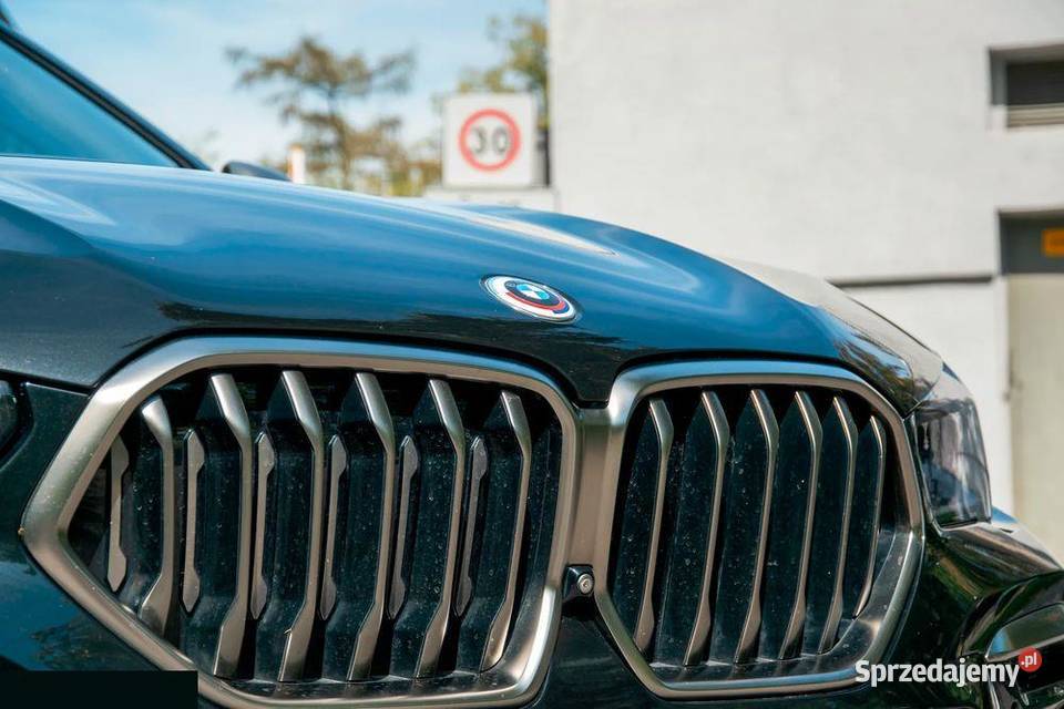 BMW X6 M50i 44 benzyna 530 4X4 2022r Wieliczka