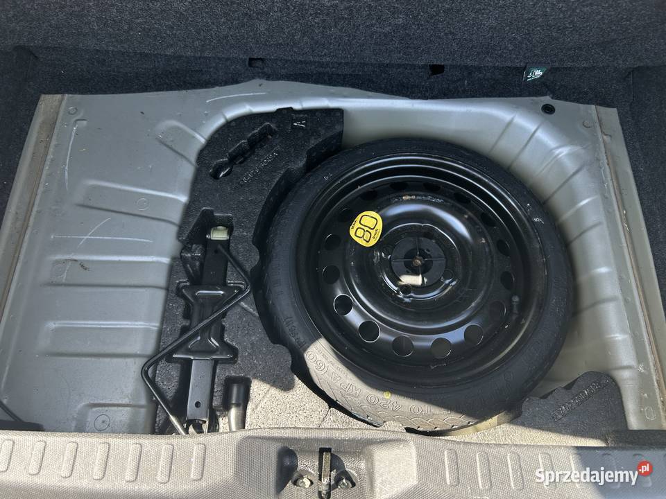 NISSAN MICRA K12 BENZYNA 12 NISKI PRZEBIEG 106 Bielsko-Biała sprzedam