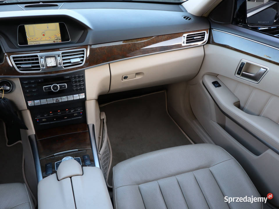 Mercedes E E 250 BlueTEC 4MATIC 150KM Klasa E Bielany Wrocławskie