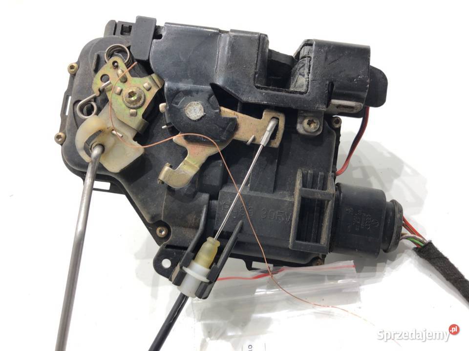 ZAMEK DRZWI PRAWY PRZÓD AUDI A6 C5 Hatchback osobowe