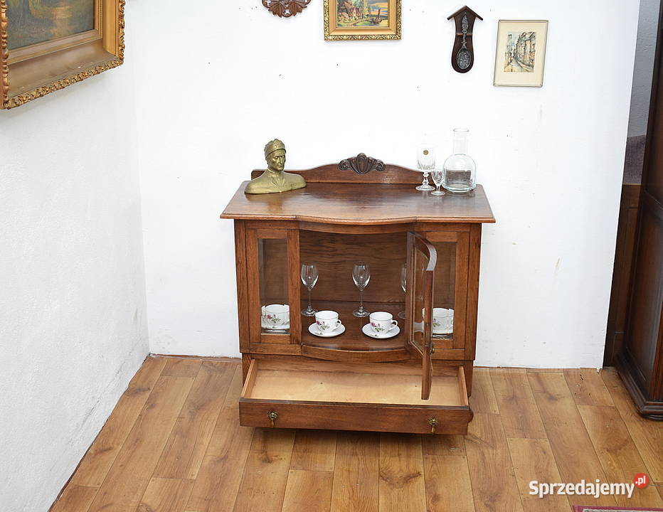 Urocza stara szafka komódka barek herbaciarka Meble Świdnica