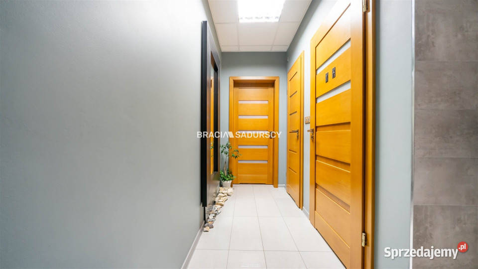 Lokal 30m2 Kraków Bociana