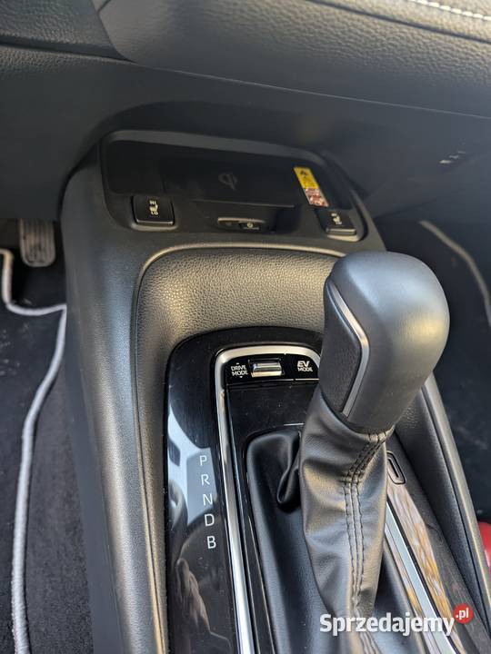 Toyota Corolla hybryda Ozorków