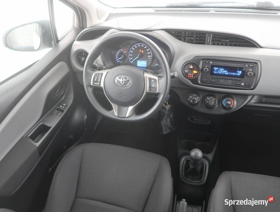 Toyota Yaris 10 VVTi Bielany Wrocławskie