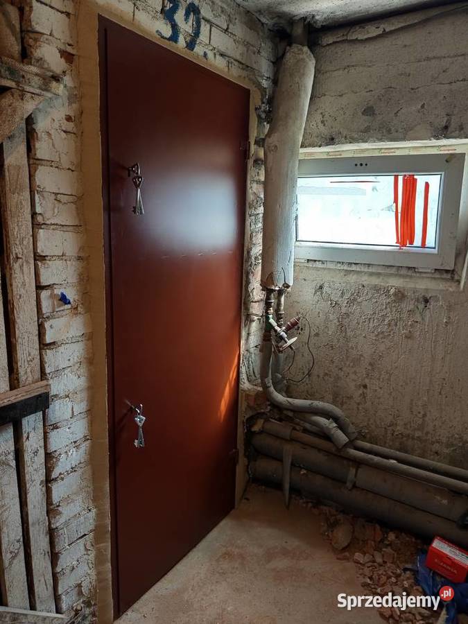 Drzwi do piwnicy stalowe solidne Lubin